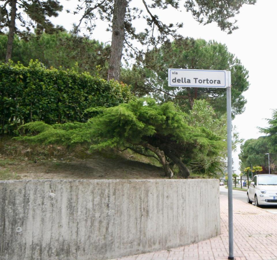 Ba- Tintoretto Apartments - لينانو سابيادورو المظهر الخارجي الصورة