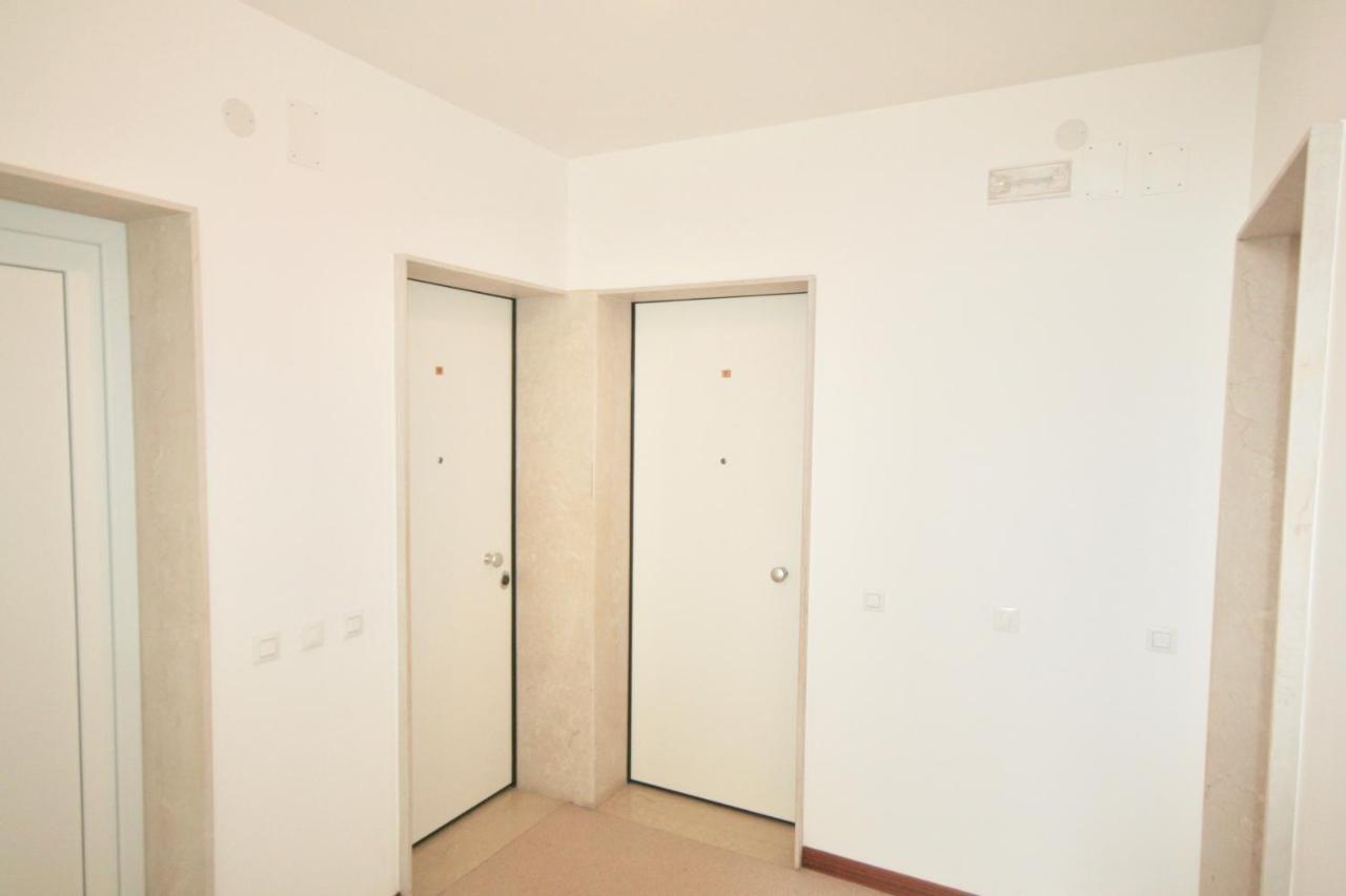 Ba- Tintoretto Apartments - لينانو سابيادورو المظهر الخارجي الصورة