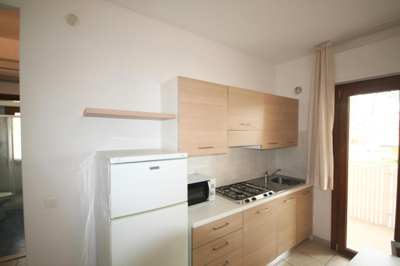 Ba- Tintoretto Apartments - لينانو سابيادورو المظهر الخارجي الصورة