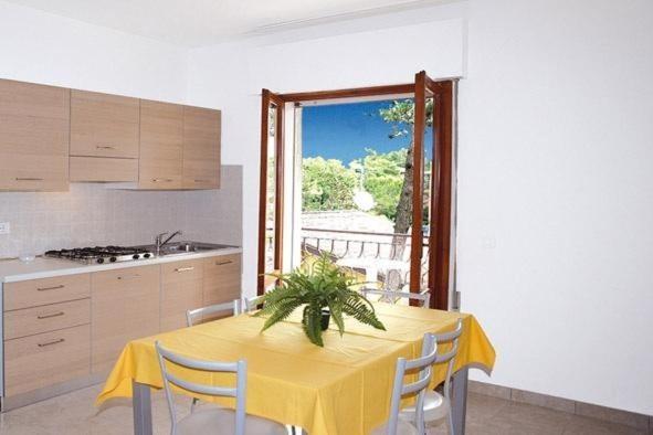 Ba- Tintoretto Apartments - لينانو سابيادورو المظهر الخارجي الصورة